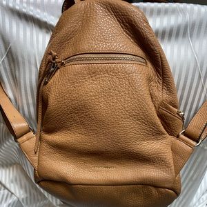 Leather purse /backpack